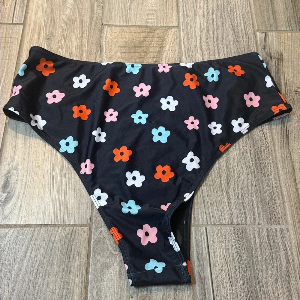 SHEIN Black Floral Bikini 3 piece Set Size 3XL‎